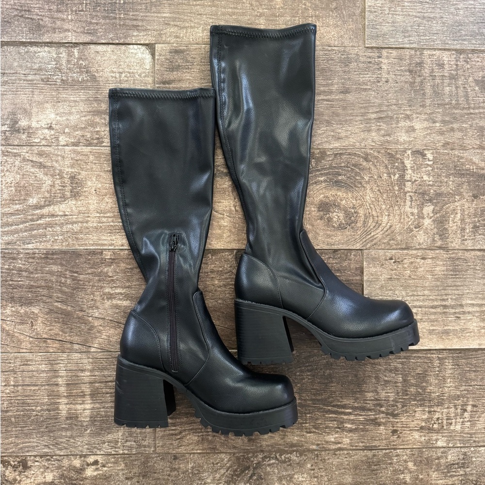 ASOS Black Boots w/ Chunky Heel